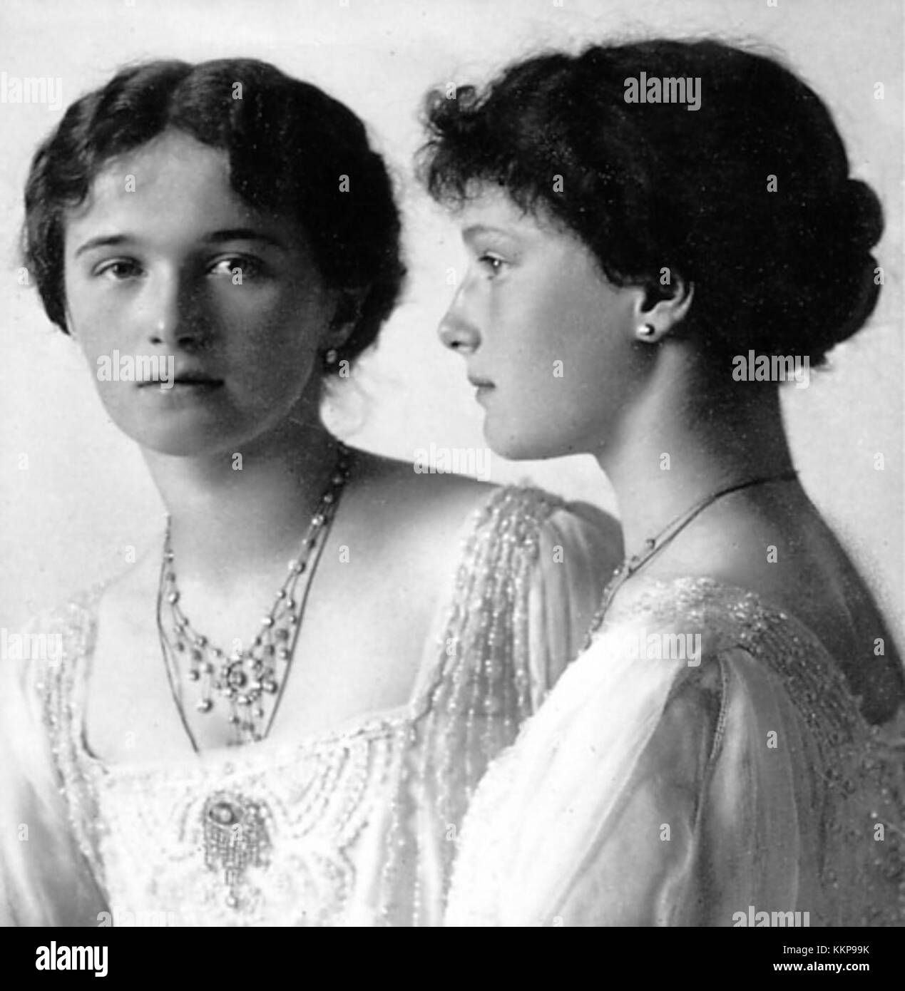 Olga et Tatiana Nikolaevna de Russie Banque D'Images