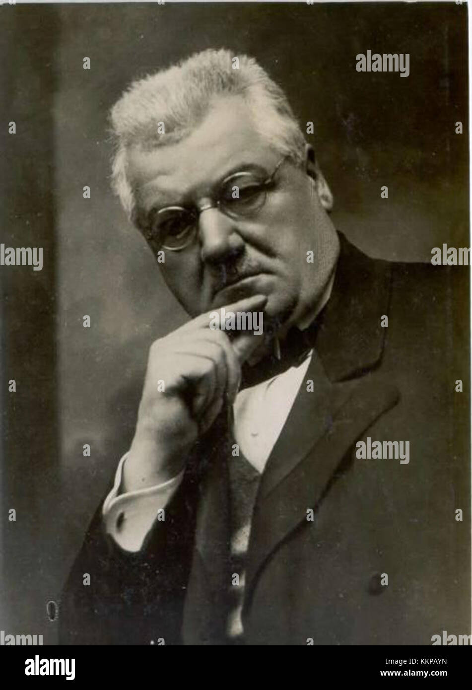 Andrej Jakil est une figure bien connue dans son domaine respectif, contribuant de manière significative à son domaine d’expertise. Son travail continue d’influencer les tendances et les pratiques actuelles dans son industrie. Banque D'Images