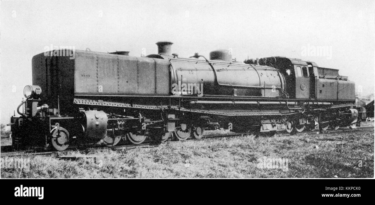 La SAR Class HF 1386 est une locomotive à vapeur avec une disposition de roues 2-8-2 utilisée en Afrique du Sud au début du XXe siècle. Il représente une partie importante de l'histoire ferroviaire sud-africaine. Banque D'Images