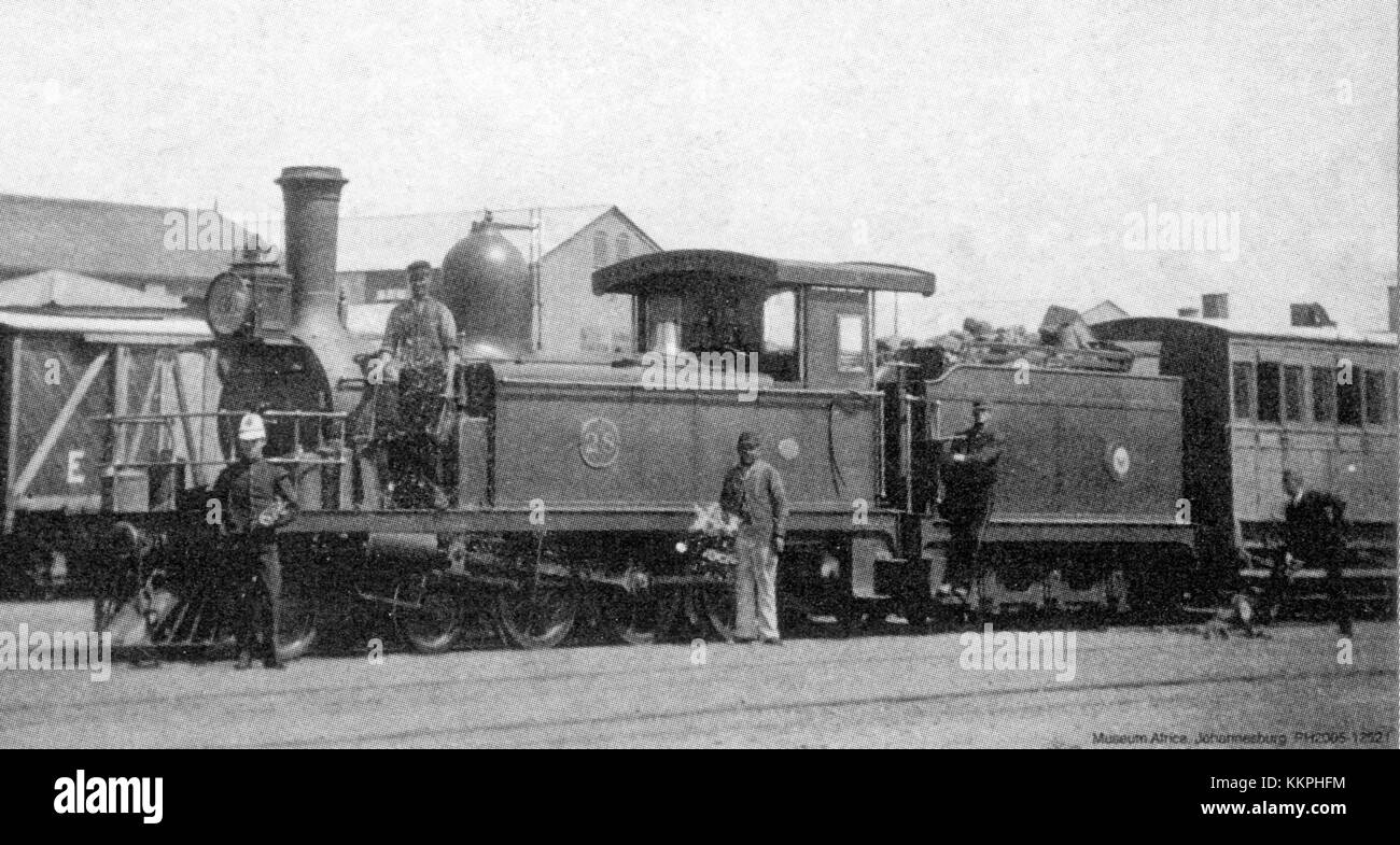 La CGR 4e classe 4-6-0 TT est un type de locomotive à vapeur construite à la fin du XIXe siècle, connue pour sa disposition spécifique des roues et utilisée pour le transport de passagers et de marchandises. La locomotive faisait partie du réseau CGR (Canadian Government Railways). Banque D'Images