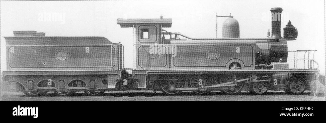 Le CGR 4e classe 4-6-0TT 1882 fait référence à un modèle de locomotive spécifique du Cape Government Railways, conçu à la fin du XIXe siècle. Ce type de moteur, une locomotive-citerne 4-6-0 était crucial dans les premières opérations ferroviaires en Afrique du Sud. Banque D'Images