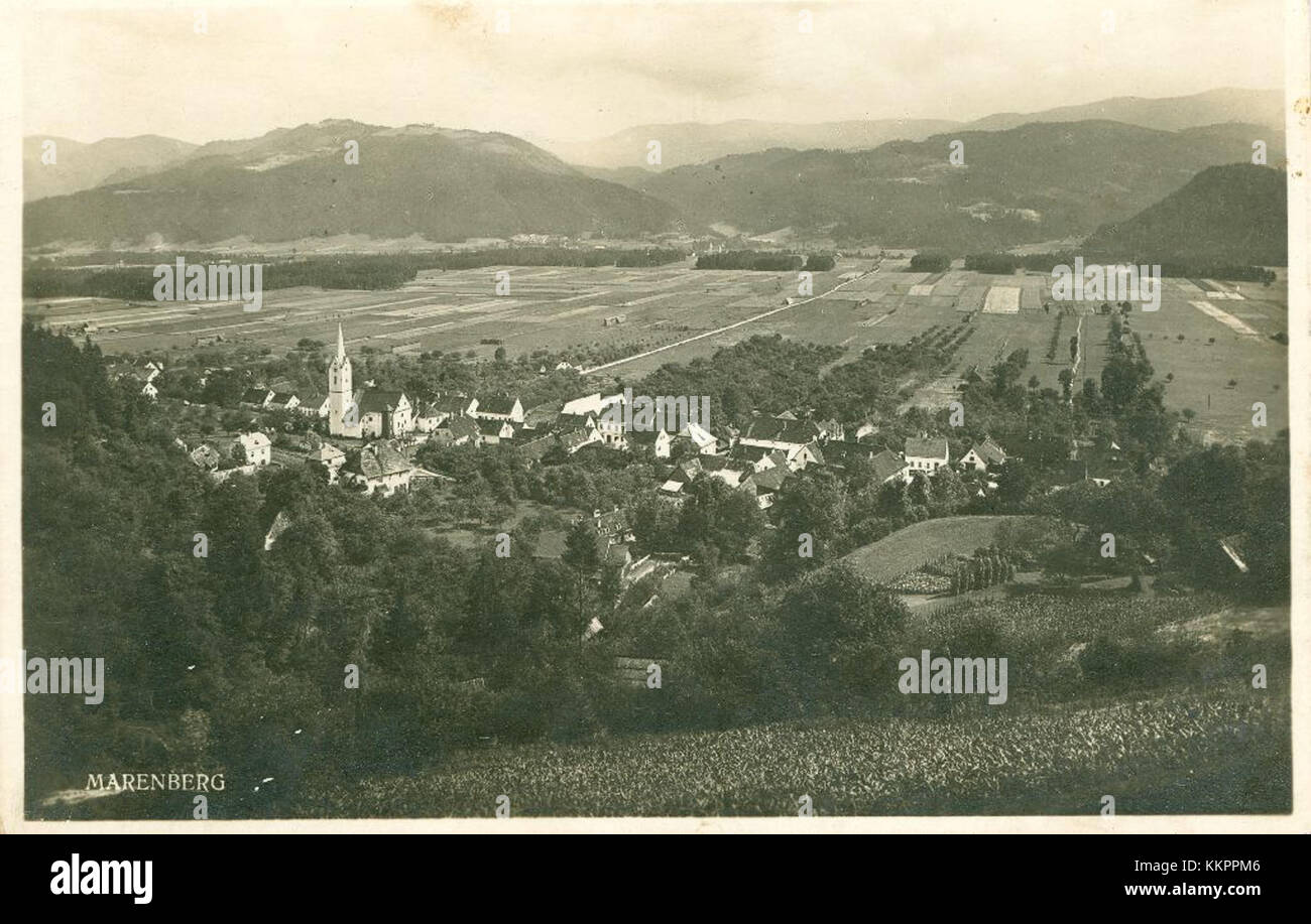 Une carte postale vintage de 1927 représentant la ville de Radelj ob Dravi en Slovénie. La carte postale met en valeur les paysages pittoresques et l'architecture historique de la ville. Banque D'Images