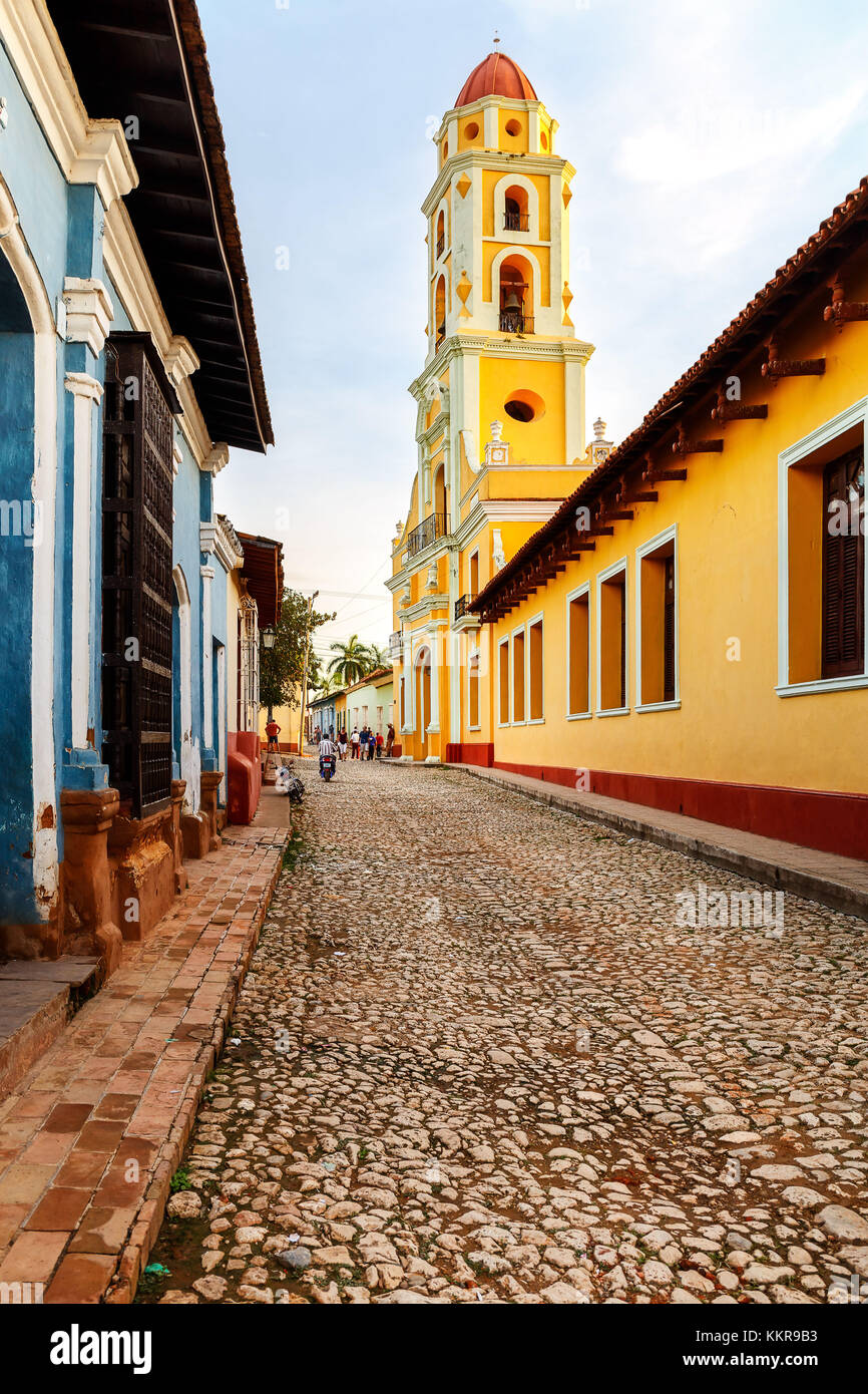 Une scène de rue à Trinidad, Cuba Banque D'Images