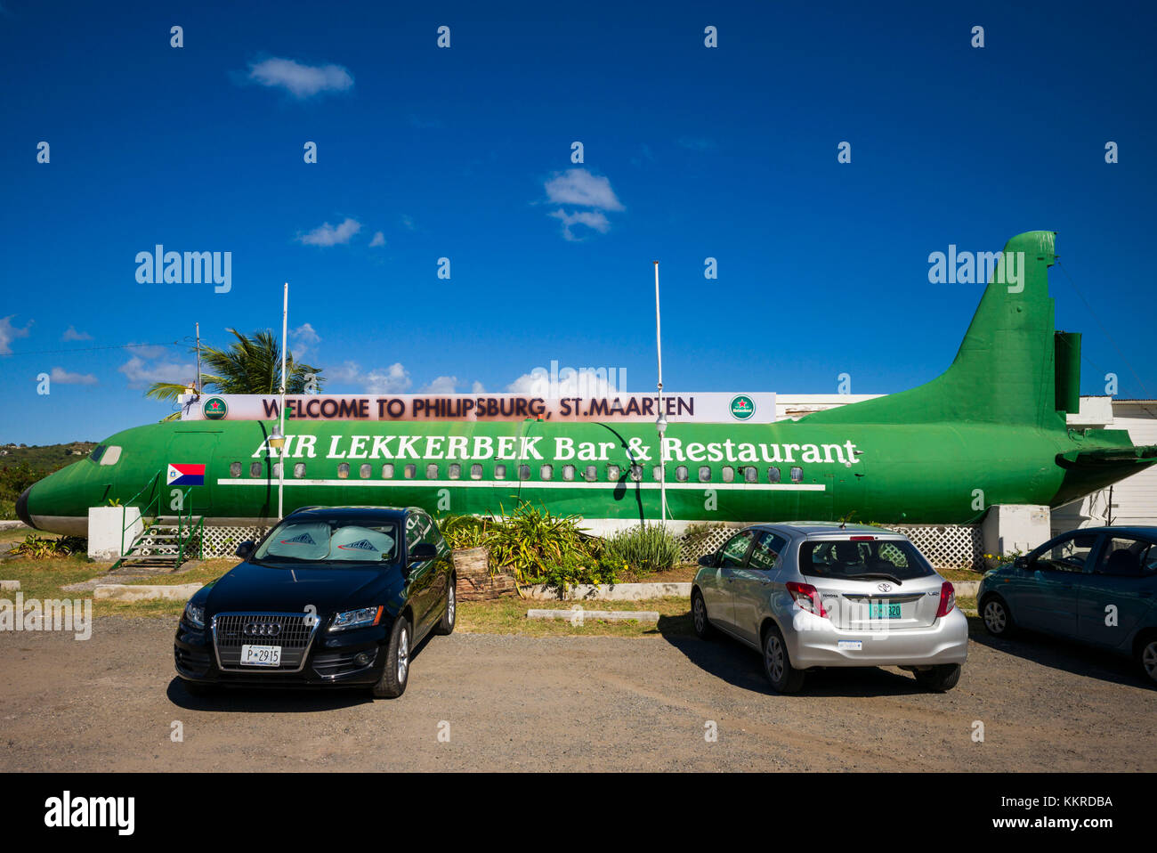 Pays-Bas, Sint Maarten, Philipsburg, Air Lekcurbek Restaurant intérieur de l'ancien avion de ligne, extérieur Banque D'Images