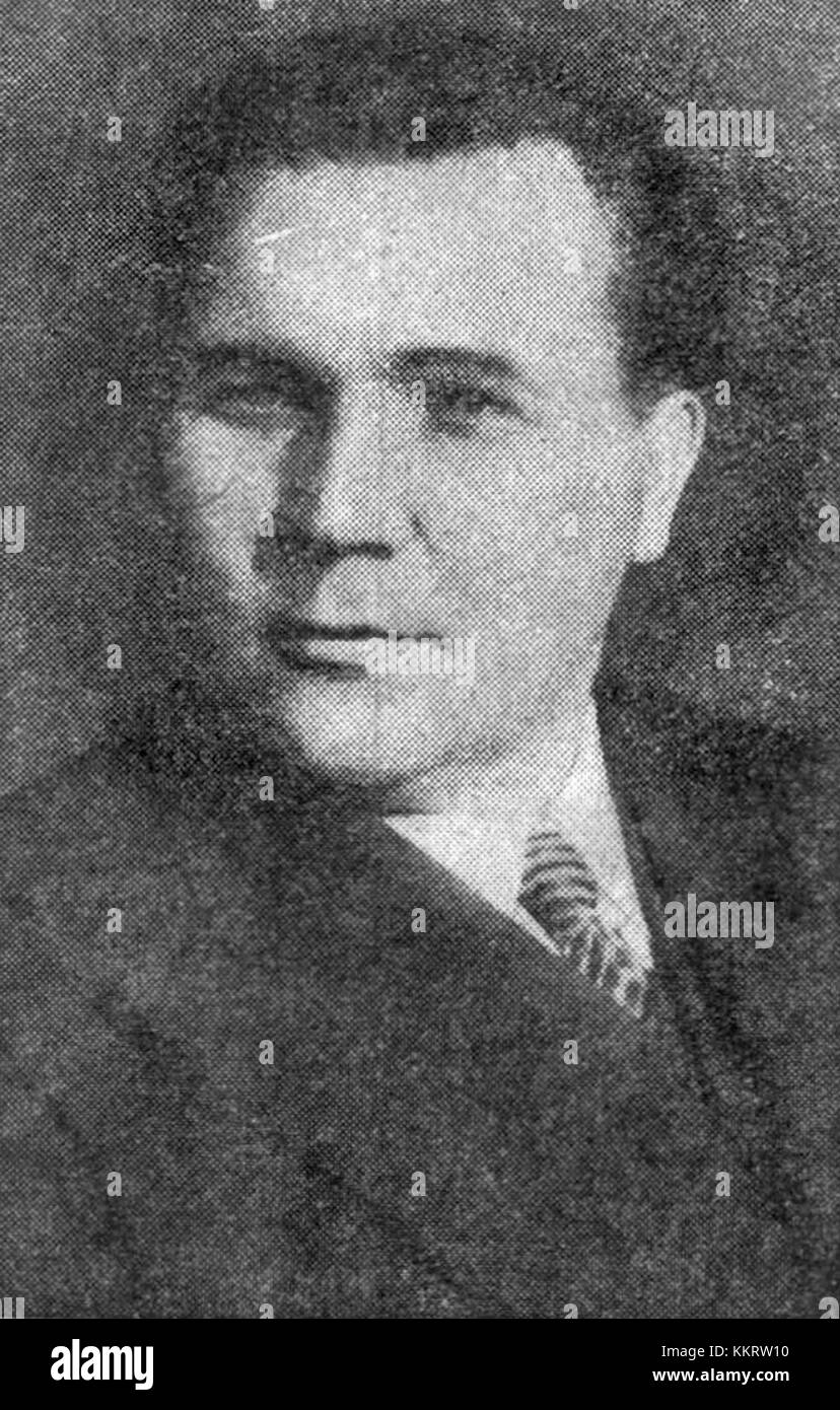 Nikolay Smirnov (né en 1972) est un pentathlète russe moderne qui a participé à divers événements internationaux, dont l'UIPM Global laser-Run City Tour en 2018, où il a obtenu la première place dans la catégorie Biathle-Masters 40-49. Banque D'Images