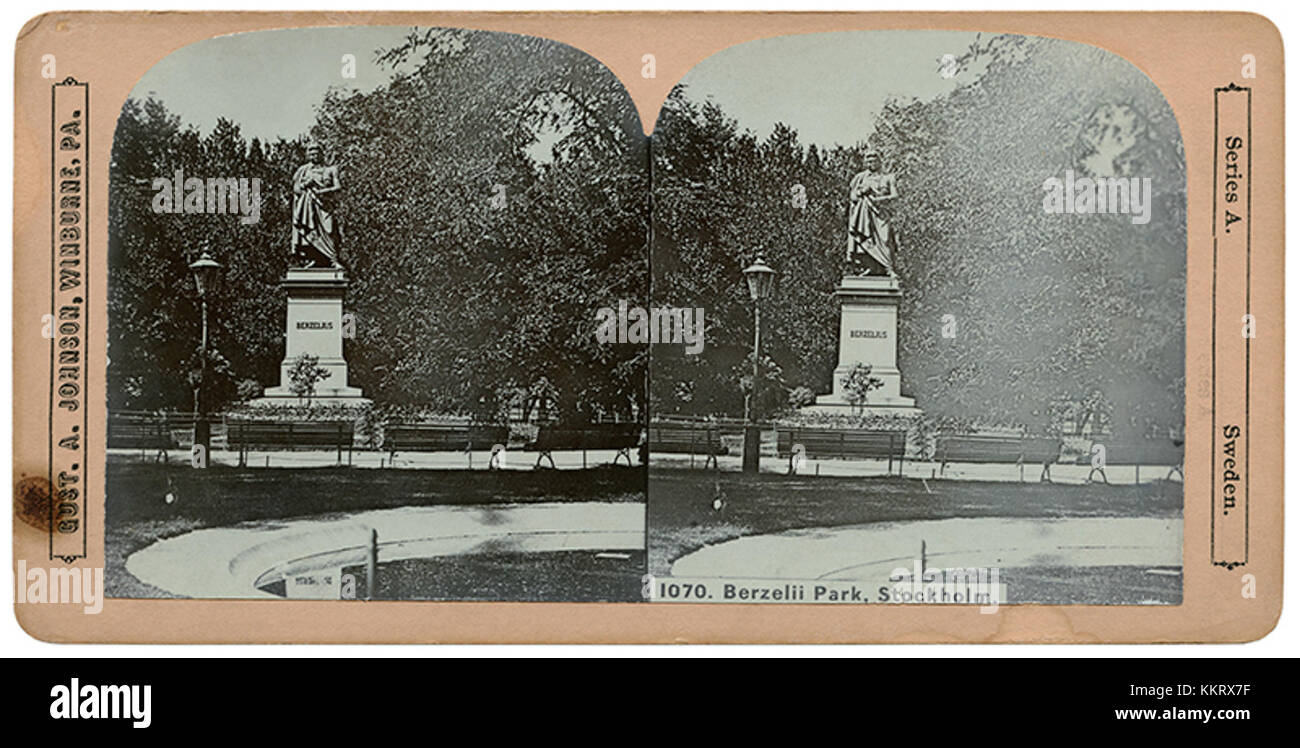 Berzelii Park à Stockholm est un parc public bien connu situé dans le centre-ville. Il est documenté pour son importance culturelle et sert d'espace vert populaire au cœur de Stockholm. Banque D'Images