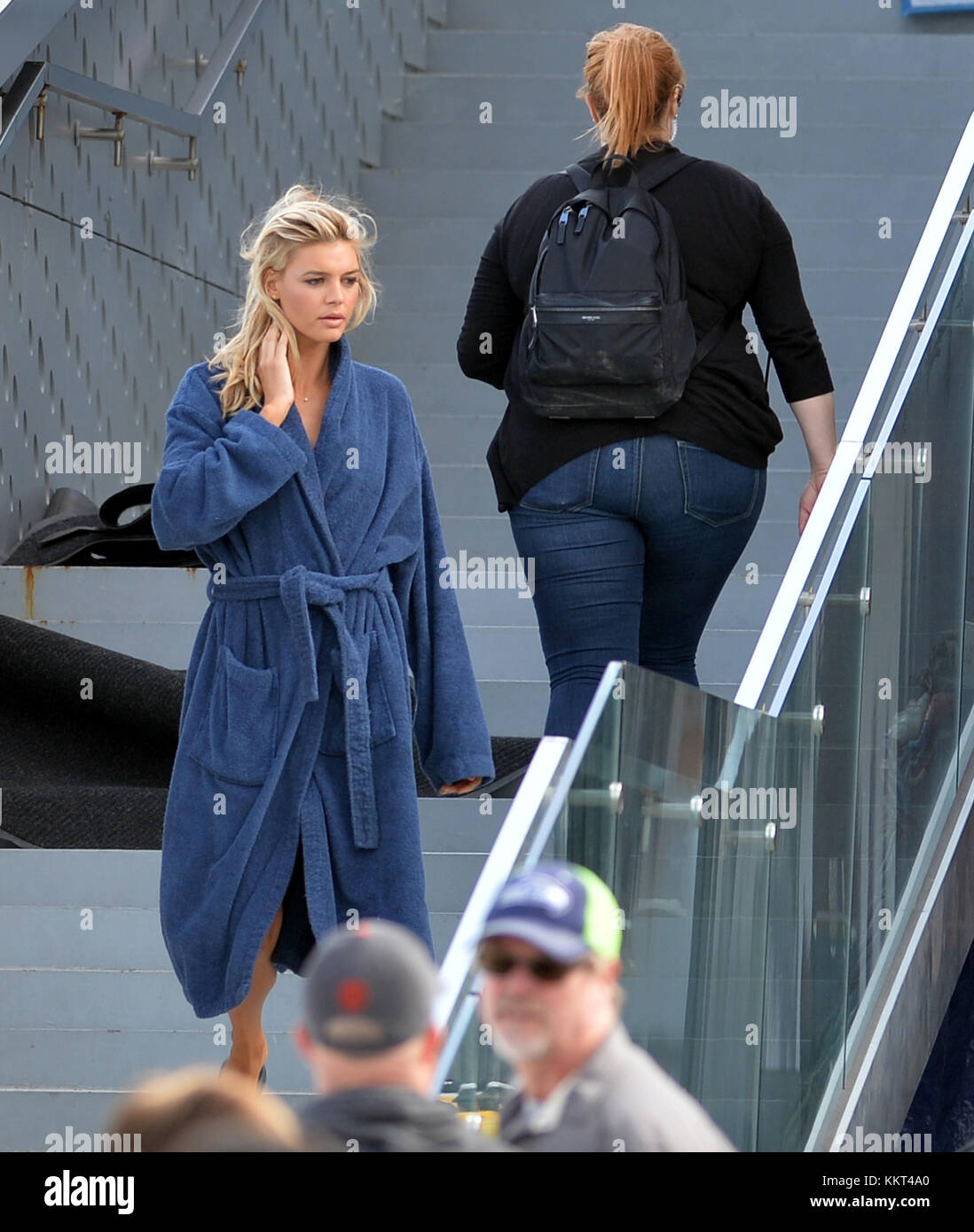 Miami Beach, FL - le 07 mars : Zac Efron, l'acteur Dwayne Johnson ...