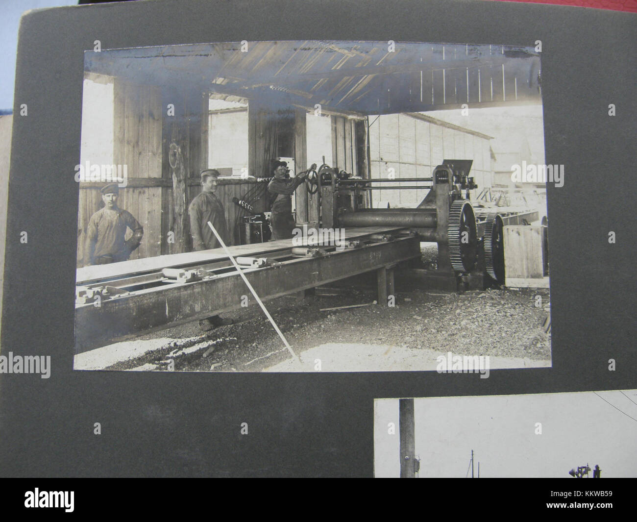 Cette photo du Musée d'histoire de l'usine métallurgique de Donetsk capture le patrimoine industriel de l'usine, montrant son rôle dans l'industrie métallurgique de la région et son impact sur l'économie locale. Banque D'Images