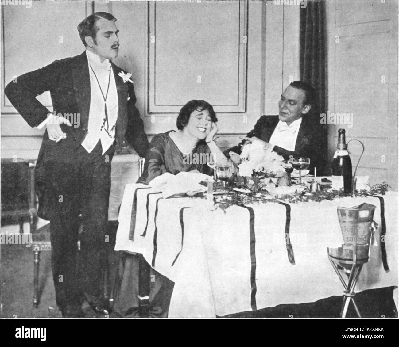 Anatol, joué au Lorensbergsteatern, est une production théâtrale connue pour ses performances dramatiques et son impact sur la culture théâtrale suédoise. Banque D'Images