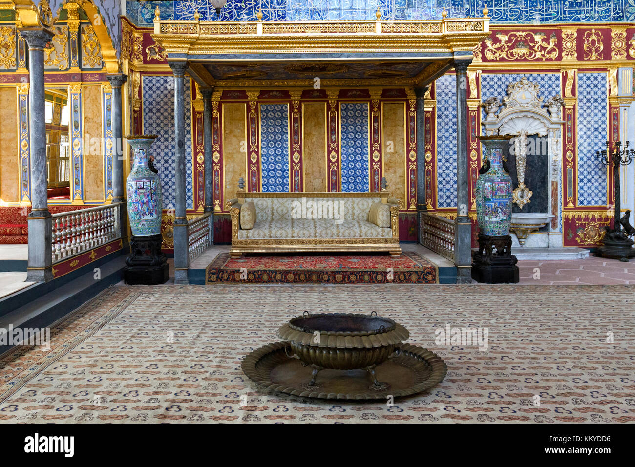 Topkapi palace harem imperial hall Banque de photographies et d’images à haute résolution Alamy