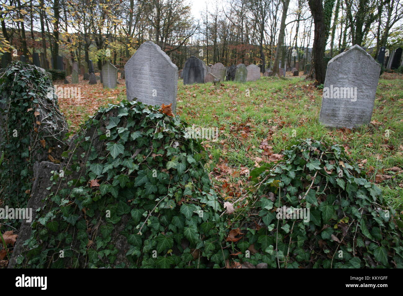 Vieux cimetière juif Banque D'Images