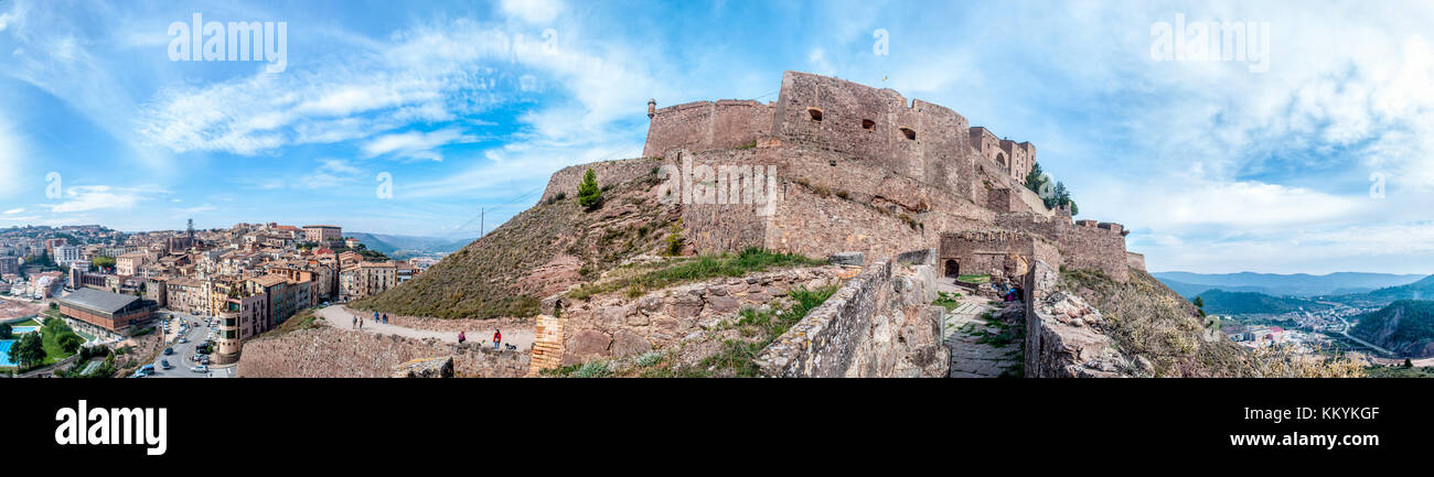 Vue panoramique. Château de Cardona. Forteresse médiévale. Ville de Cardona, Catalogne Banque D'Images