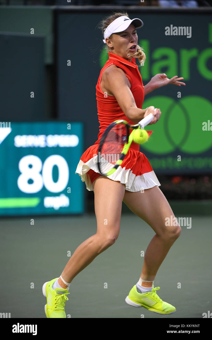 KEY BISCAYNE, FL - 23 MARS : Caroline Wozniacki, du Danemark, en action contre Varvari Lepchenko, des États-Unis, au centre de tennis de Crandon Park, le 23 mars 2017, à Key Biscayne, en Floride. Personnes: Caroline Wozniacki Réf. Transmission: FLXX Banque D'Images