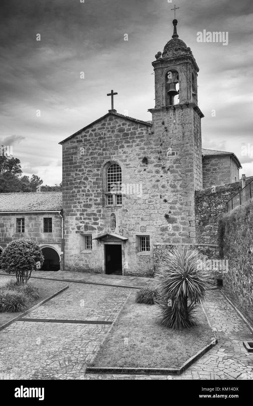 Padron, Espagne - 10 septembre 2017 : Convento de herbon sur le camino de Santiago trail près de padron le 10 septembre 2017 en Galice, Espagne Banque D'Images
