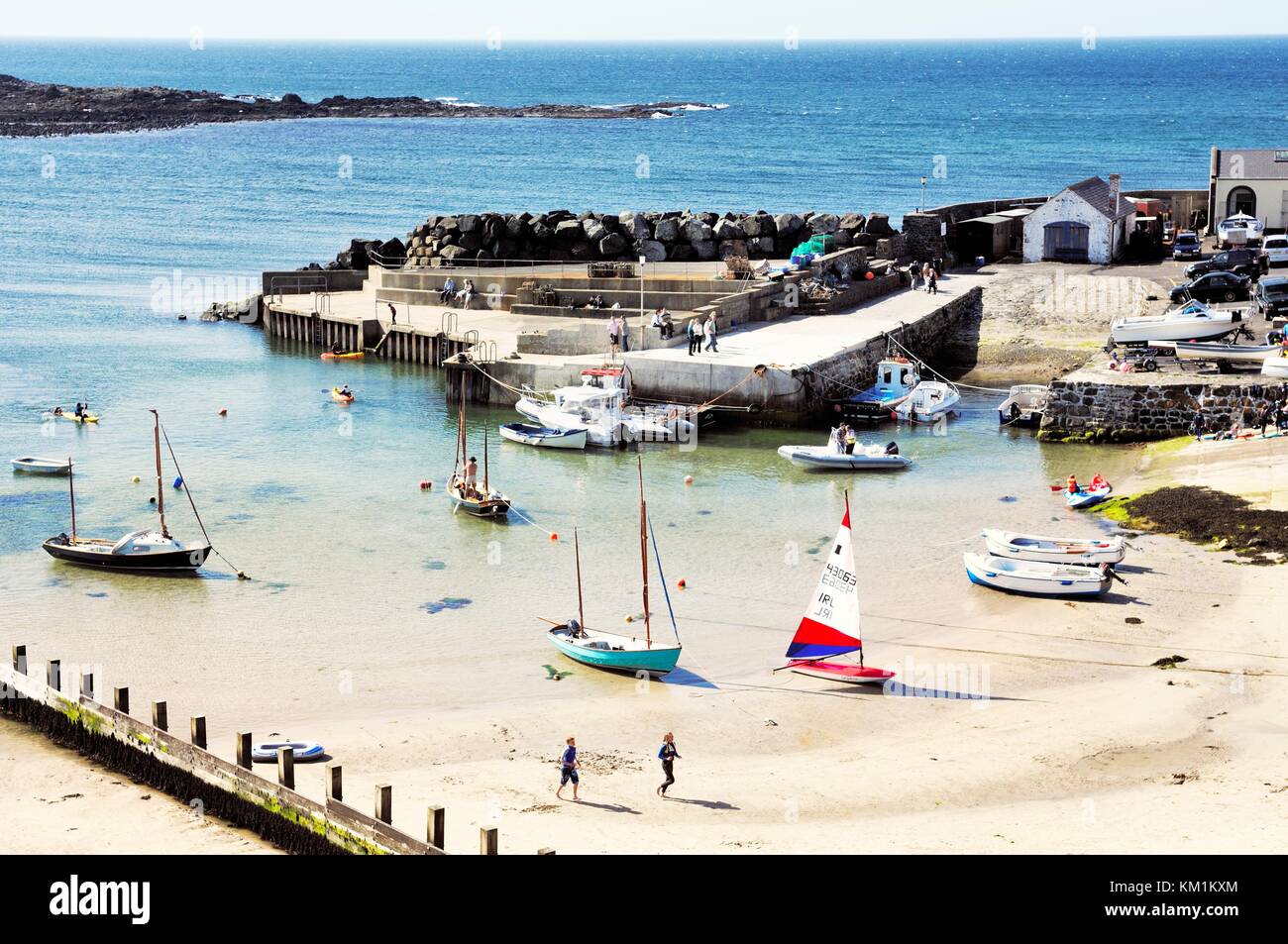 Sur le port de portballintrae north côte d'Antrim road 1 mile de Bushmills et la Chaussée des géants, le comté d'Antrim, en Irlande du Nord Banque D'Images