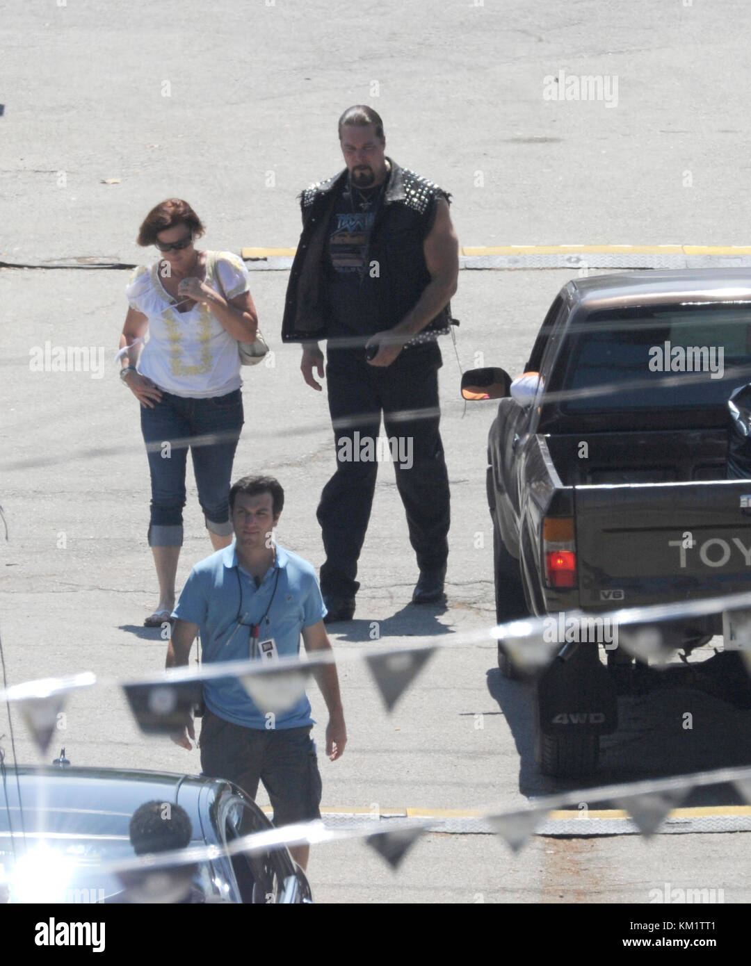 FORT LAUDERDALE, FL - 17 JUIN : Voici la première image de Tom Cruise en tant que rocker vieillissant Stacee Jax dans Rock of Ages. Le film met également en vedette Mary J. Blige, Julianne Hough, Alec Baldwin, Paul Giamatti, Diego Bonet, Russell Brand, Catherine Zeta-Jones, Bryan Cranston et Malin Akerman le 17 juin 2011 à Fort Lauderdale, Floride personnes : Bryan Cranston Banque D'Images