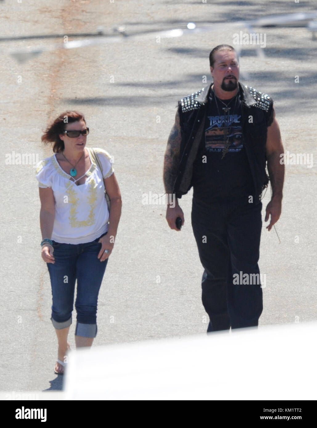 FORT LAUDERDALE, FL - 17 JUIN : Voici la première image de Tom Cruise en tant que rocker vieillissant Stacee Jax dans Rock of Ages. Le film met également en vedette Mary J. Blige, Julianne Hough, Alec Baldwin, Paul Giamatti, Diego Bonet, Russell Brand, Catherine Zeta-Jones, Bryan Cranston et Malin Akerman le 17 juin 2011 à Fort Lauderdale, Floride personnes : Bryan Cranston Banque D'Images