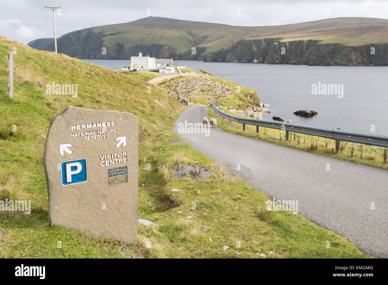 Hermaness National Nature Reserve Visitor Centre et parking, Unst, Shetland, Scotland, UK Banque D'Images