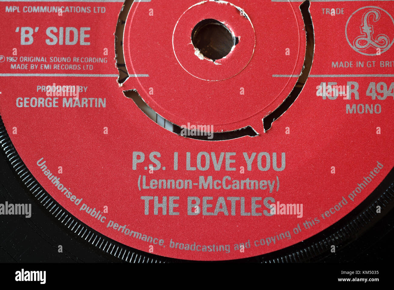 PS Je t'aime seul par les Beatles sur le label Parlophone rouge Banque D'Images