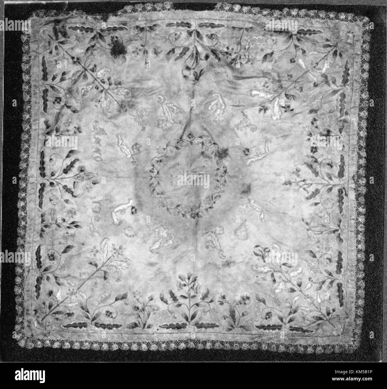 Nora Church, cataloguée comme KMB 16001000233965, est une église historique importante en Suède. Il se distingue par son architecture médiévale et son rôle religieux dans la communauté locale. Banque D'Images