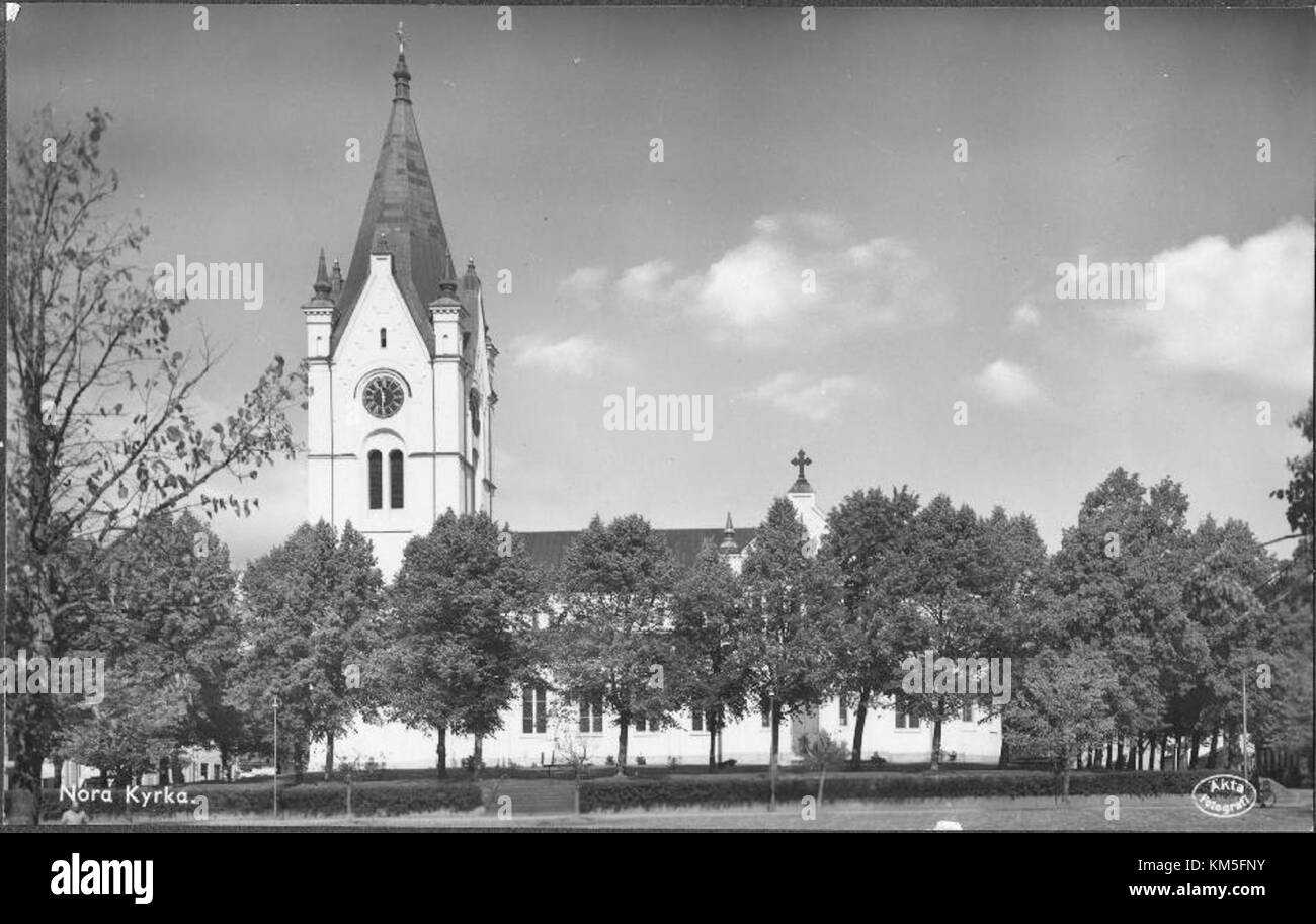 L'église Nora, située en Suède, est un important monument religieux et architectural. L'église reflète les traditions luthériennes suédoises et offre un aperçu de l'histoire de la région et de la vie communautaire. Banque D'Images