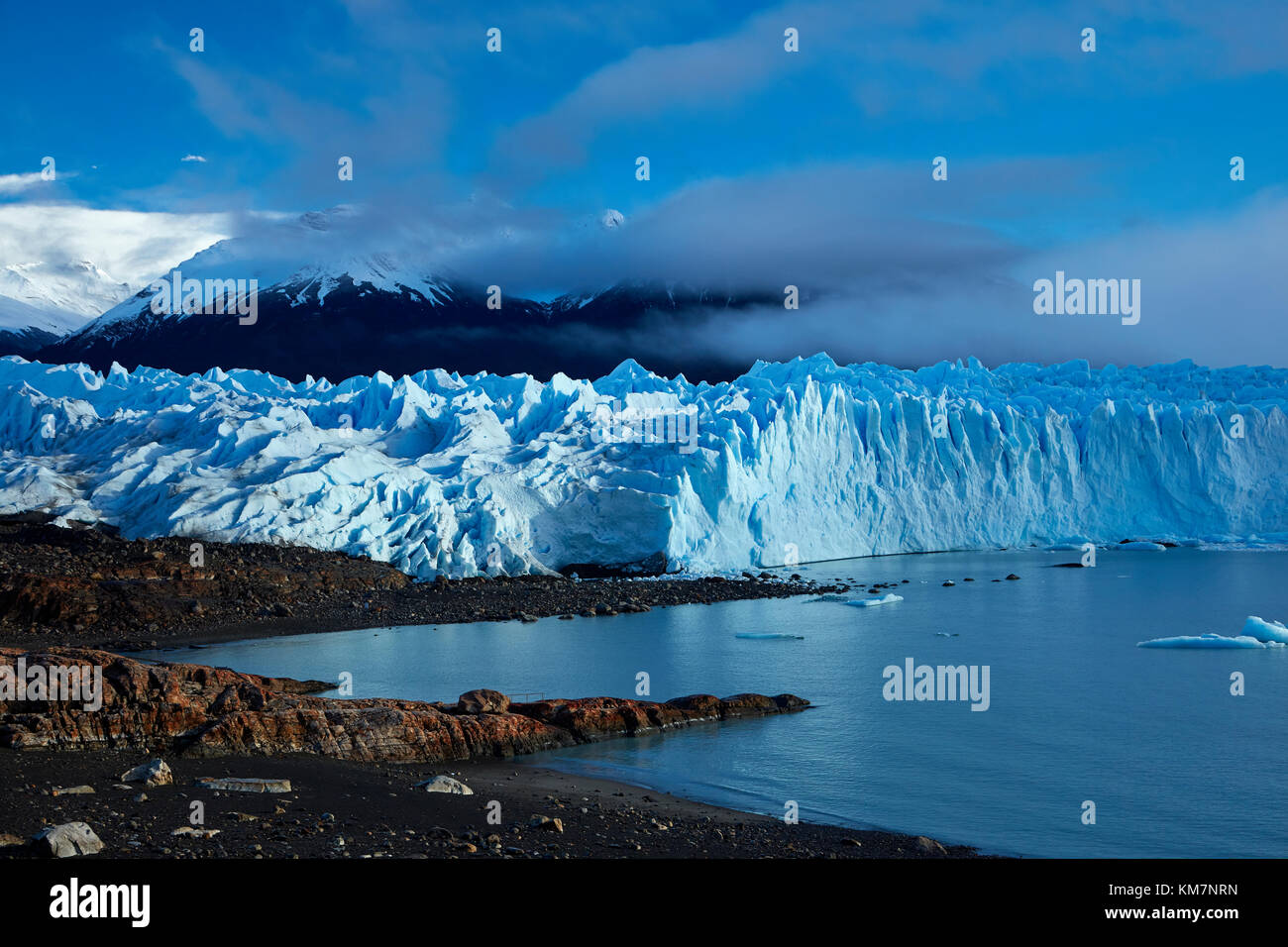 Face à la borne, glacier Perito Moreno et du lac Argentino, Parque Nacional Los Glaciares (zone du patrimoine mondial), Patagonie, Argentine, Amérique du Sud Banque D'Images