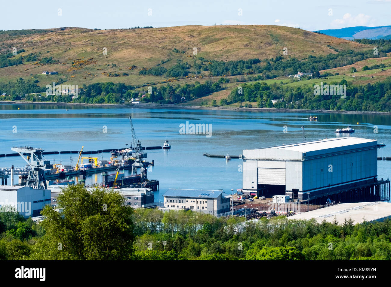 La base de sous-marins nucléaires de Faslane sur le Gare Loch à Argyll and Bute, Ecosse, Royaume-Uni Banque D'Images
