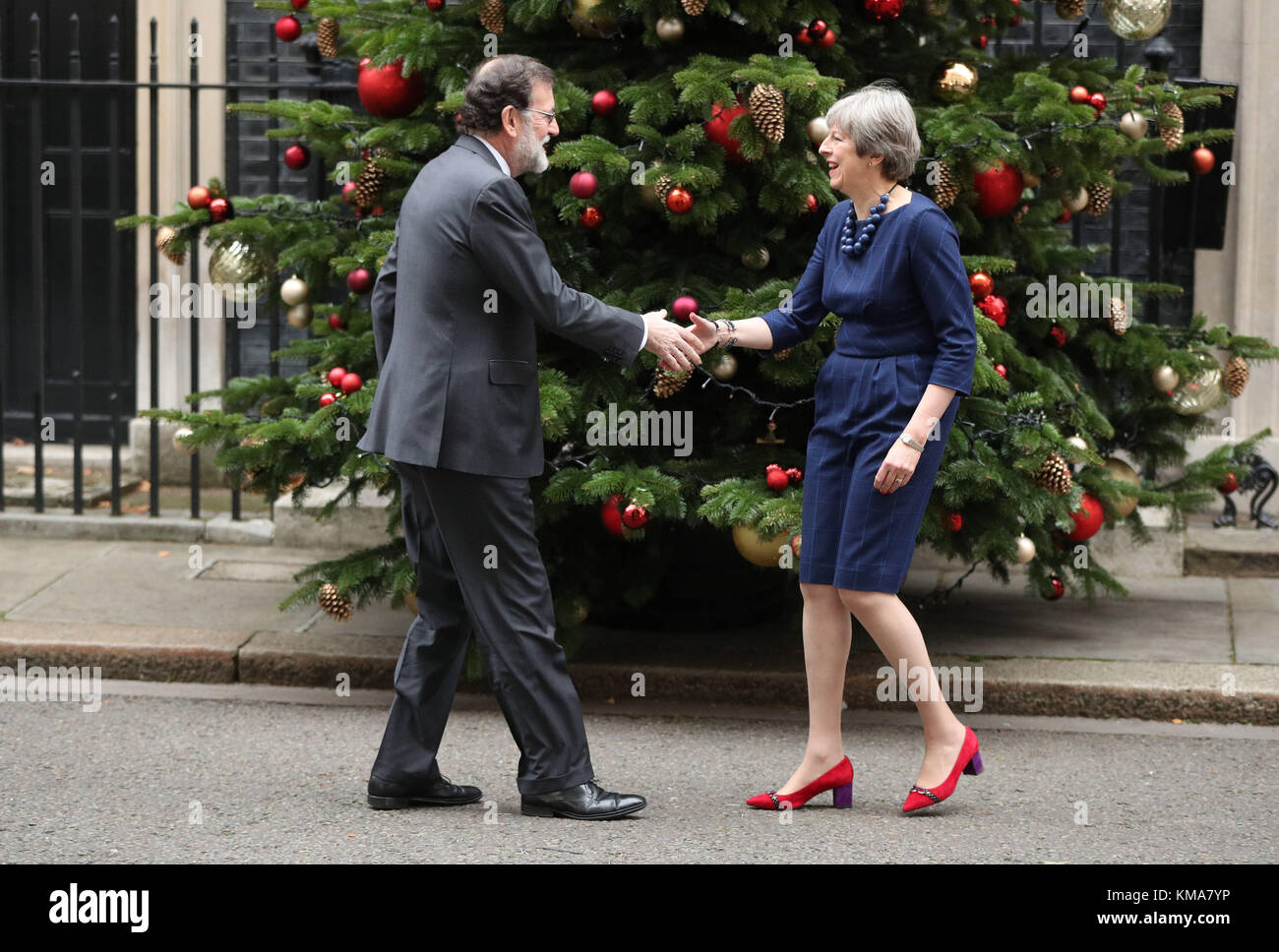 Premier ministre Theresa peut accueille le premier ministre Espagnol Mariano Rajoy pour des entretiens bilatéraux à Downing Street, Londres. Banque D'Images
