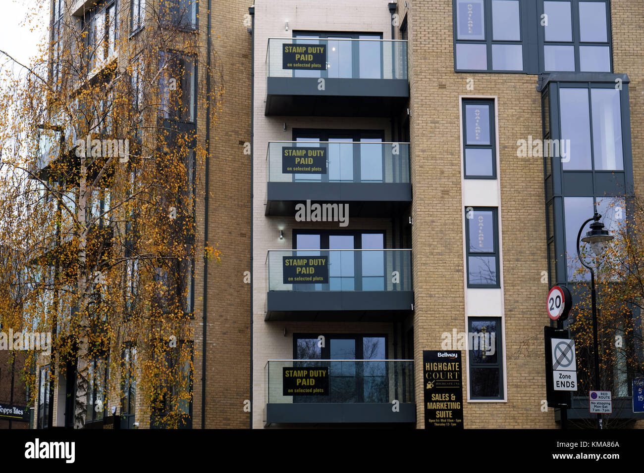 Le prix des maisons appartements invendus disponibles photo par Gavin Rodgers/ Pixel8000 Banque D'Images