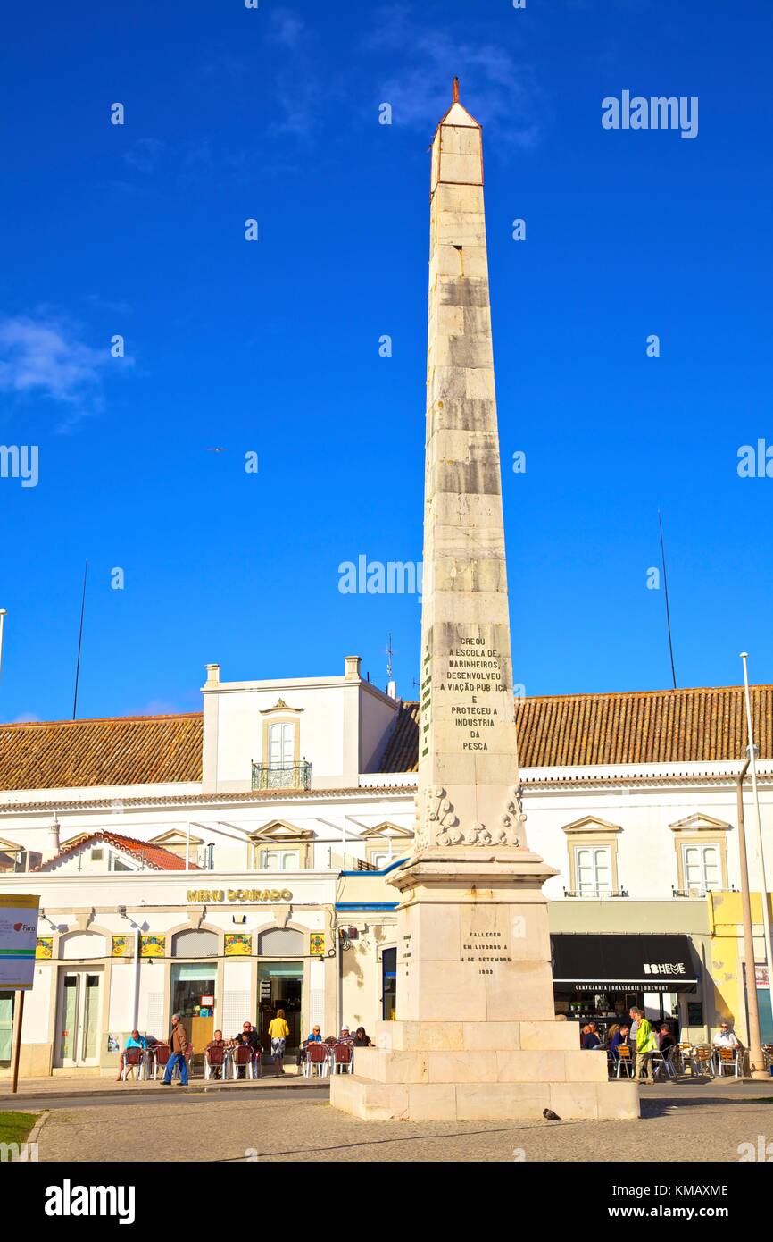Mémorial à Ferreira d'Almeida, Faro, Algarve de l'Est, Algarve, Portugal, Europe Banque D'Images