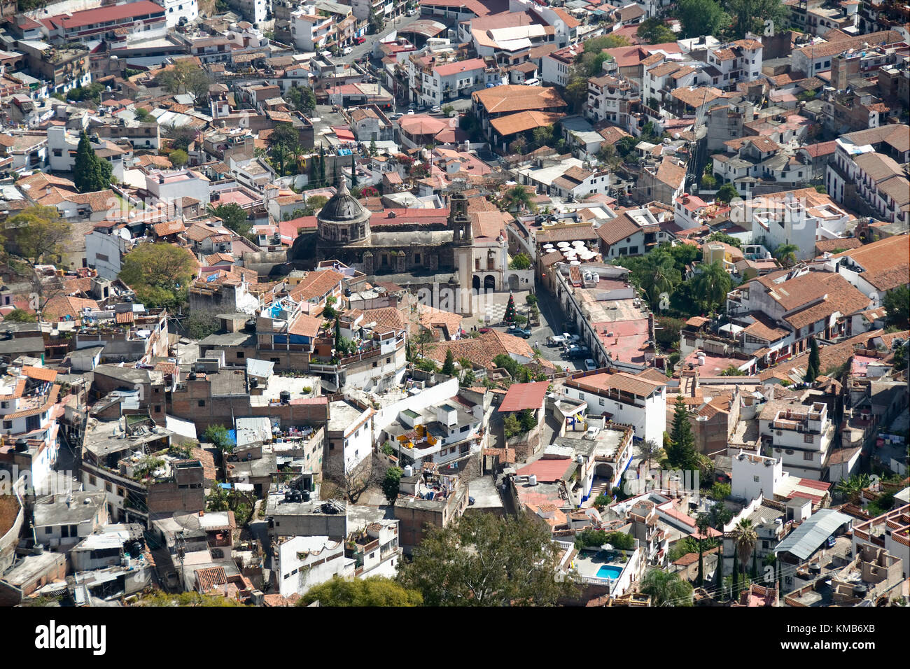 Vue panoramique de la ville, y compris le centre historique. taxco, Guerrero, Mexique. Banque D'Images
