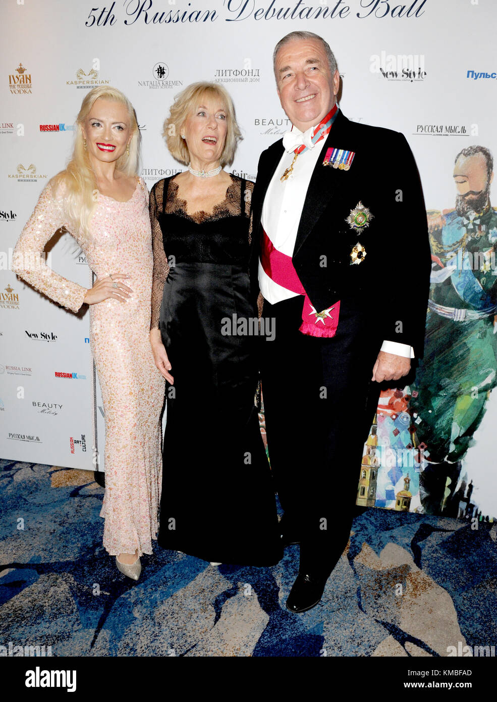 Bal de débutante russe et événement de collecte de fonds en association avec chance for Life Charity mettant en vedette : Princess Olga Romanoff, Lord alan West, Larna Holloway où : Londres, Royaume-Uni quand : 04 Nov 2017 crédit : WENN.com Banque D'Images