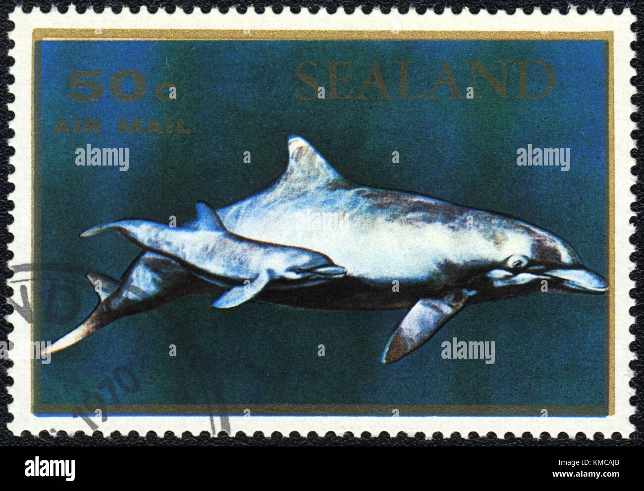 Un timbre imprimé en Principauté de Sealand montre une série, dauphins, vers 1970 Banque D'Images