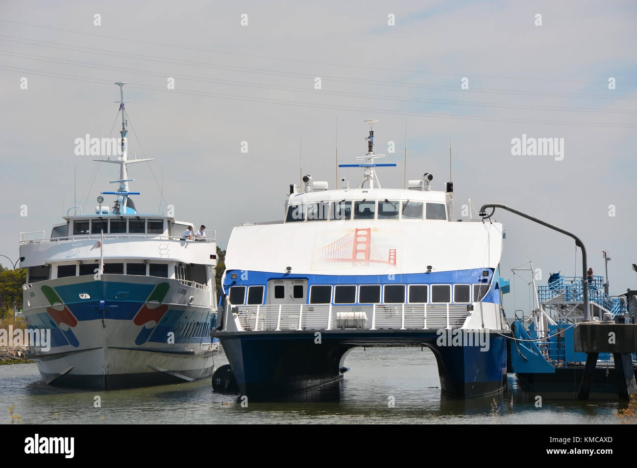 San Francisco - le 17 août : les navires d'excursion à San Francisco le 17 août 2013. San-francisco est l'un des plus grand port dans usa Banque D'Images