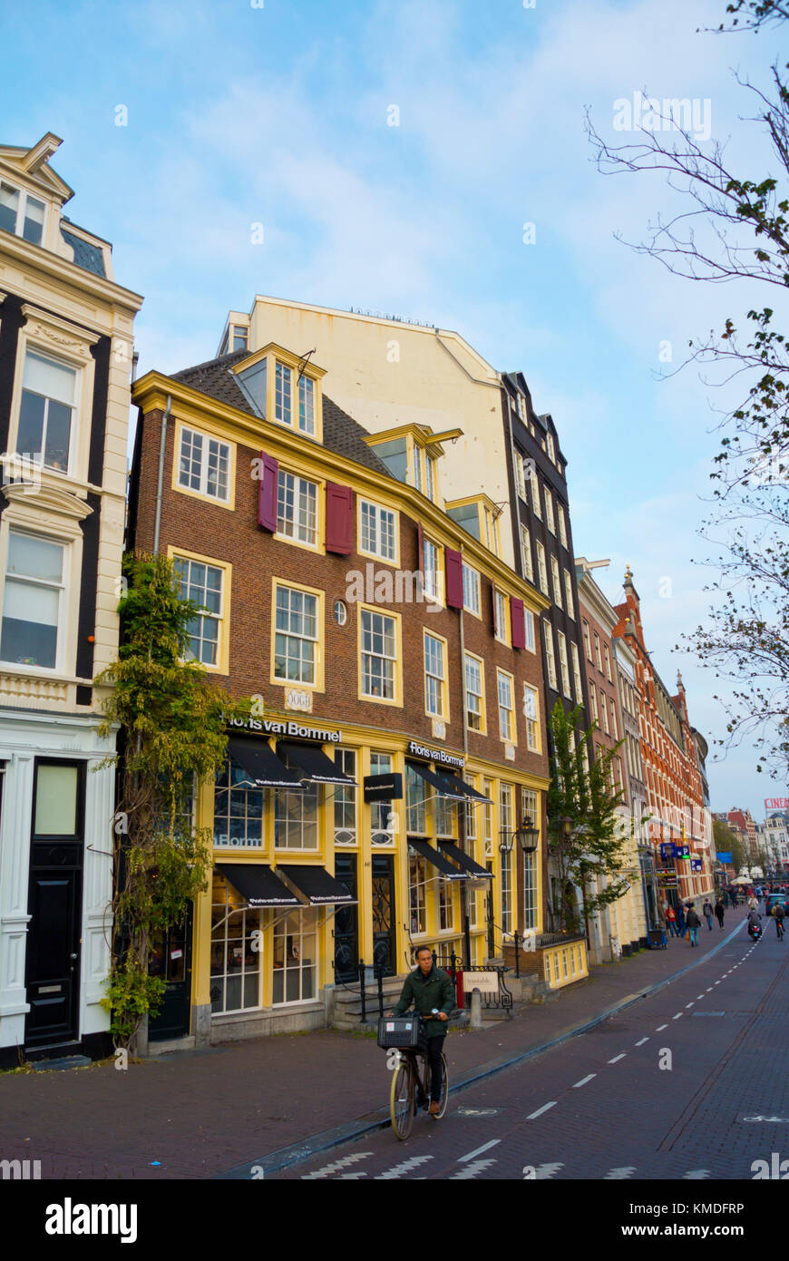 Rue Singel, cycliste, Amsterdam, Pays-Bas Banque D'Images