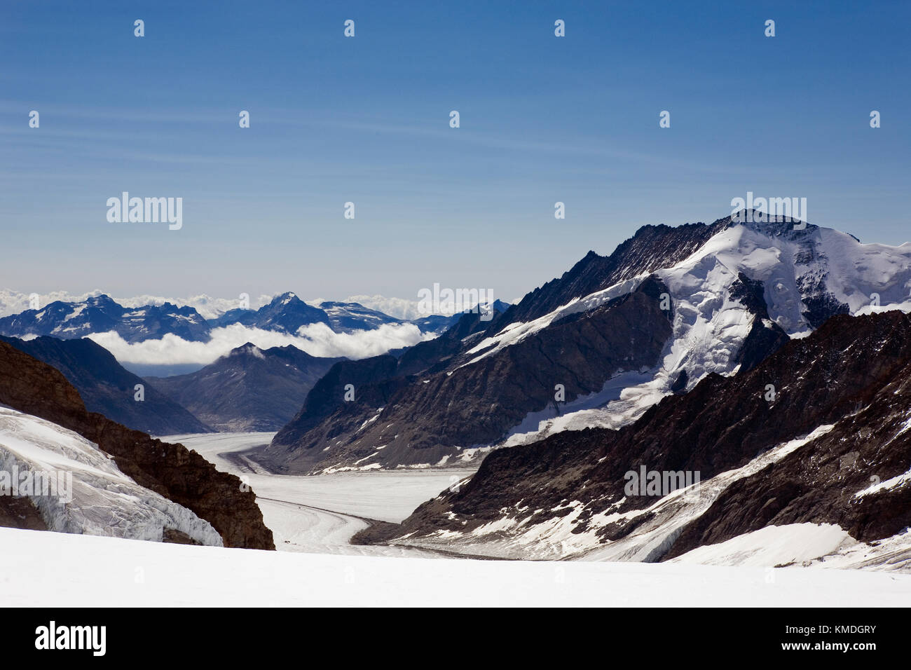 Le glacier d'Aletsch, Konkordiaplatz et le Dreieckhorn, Jungfraujoch, Alpes bernoises, Suisse Banque D'Images