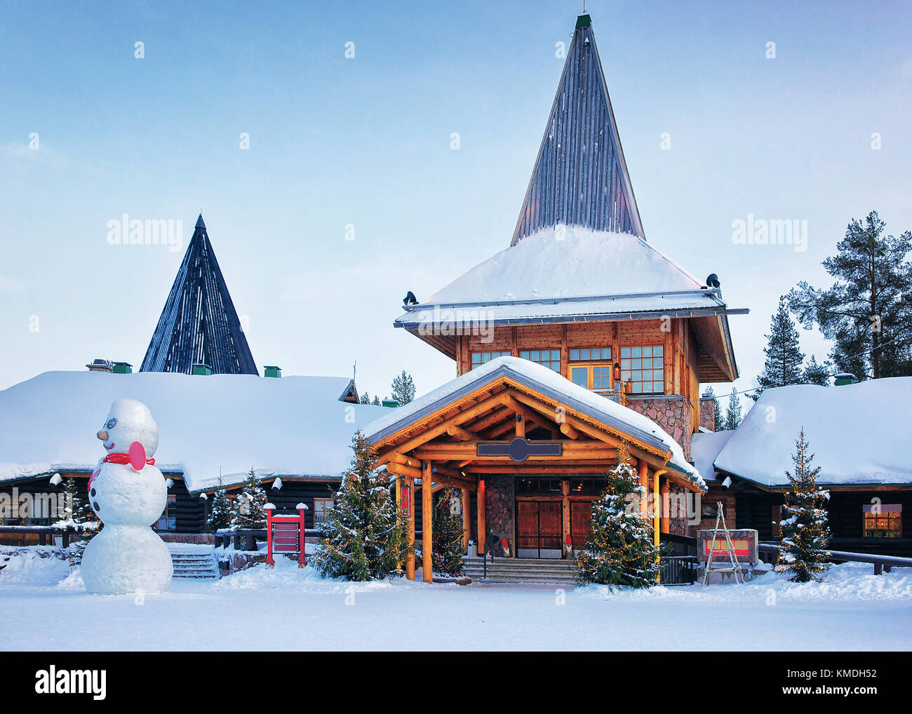 Snowman Santa Bureau Au Village Du Pere Noel A Rovaniemi Laponie