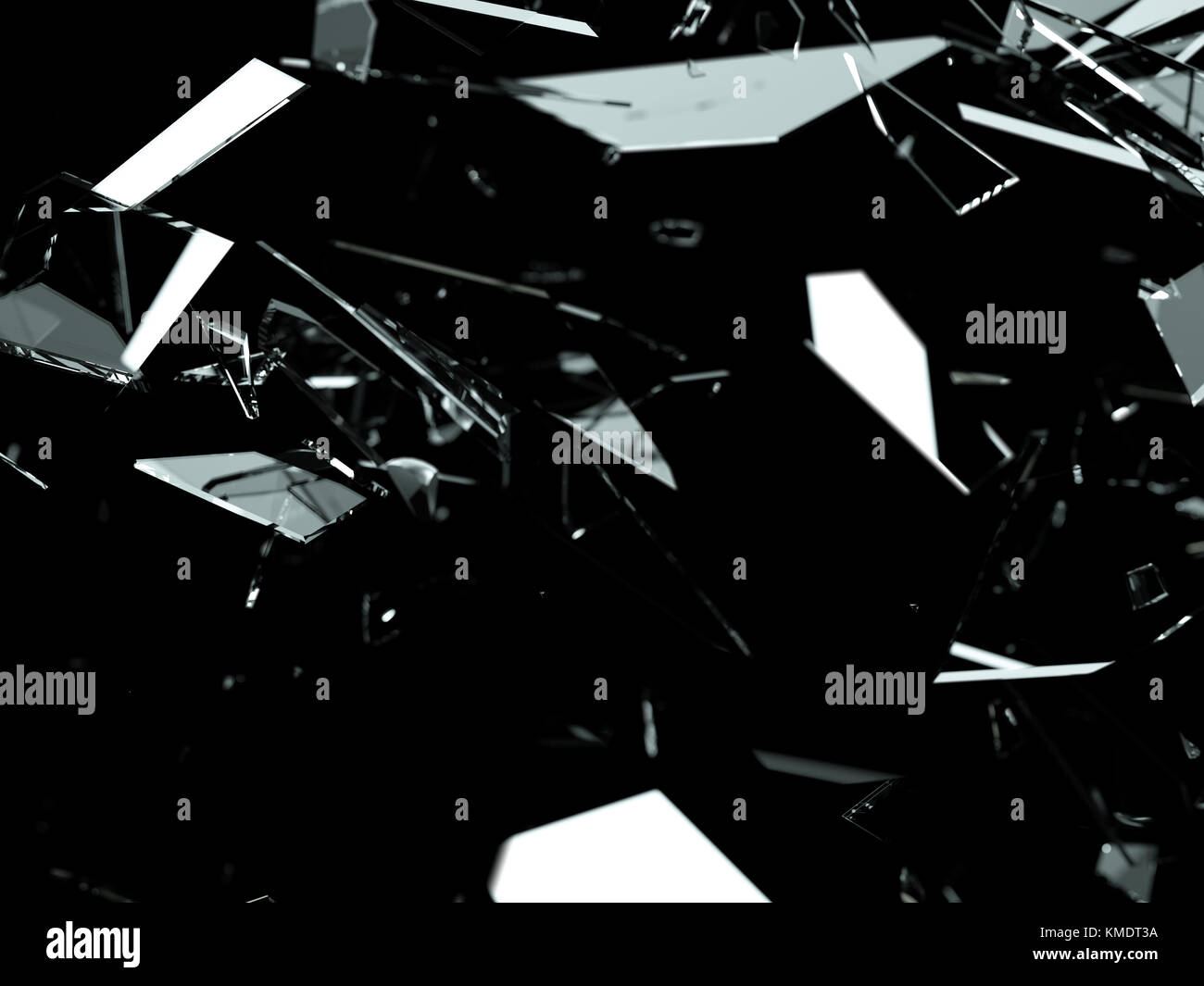 Morceaux de verre fissuré ou fractionnés sur noir. Banque D'Images