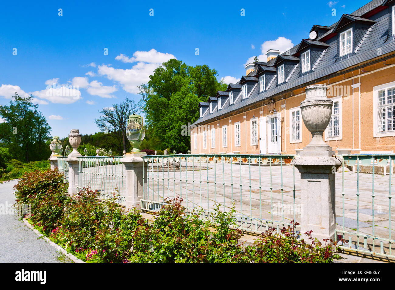 Klasicistni zamek Kozel un parc (narodni kulturni pamatka), Plzensky kraj, Ceska republika / château de Kozel, région de Pilsen, République tchèque Banque D'Images