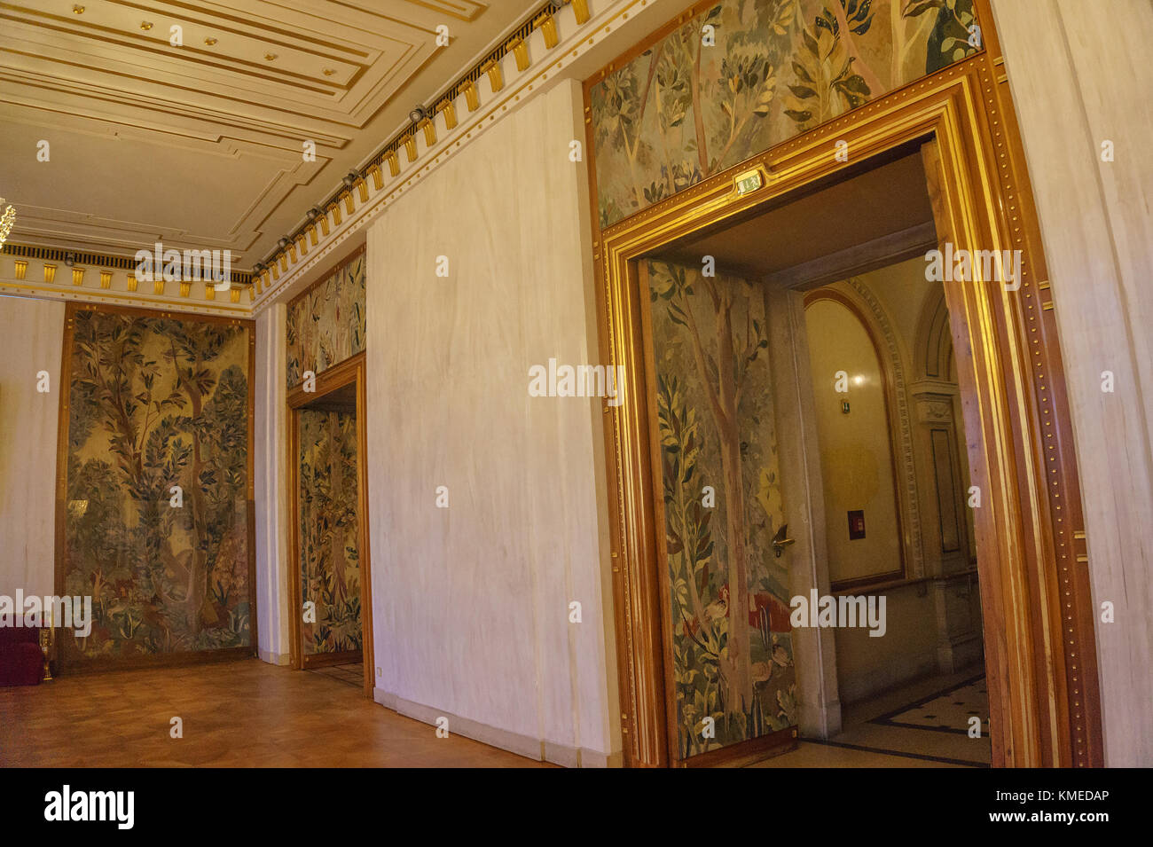 Intérieur de l'Opéra national de Vienne. Design architectural et détails intérieurs du célèbre Wiener Staatsoper à Vienne, Autriche, Europe Banque D'Images