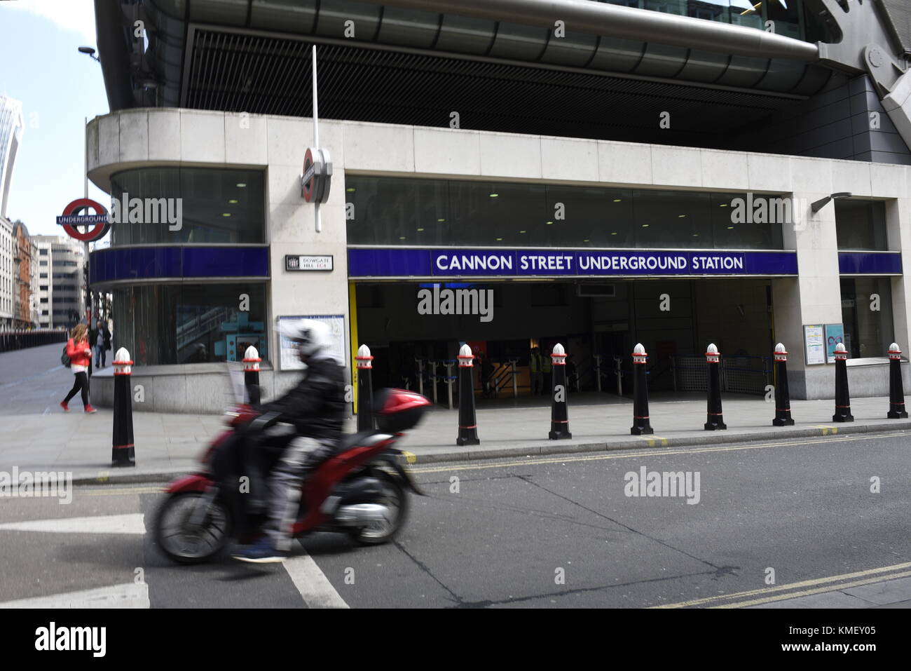 Cannon Street station de métro, Cannon Street, London EC4N 6ap. Cannon Street Station, également connu sous le nom de London Cannon Street, est un chemin de fer du centre de Londres Banque D'Images