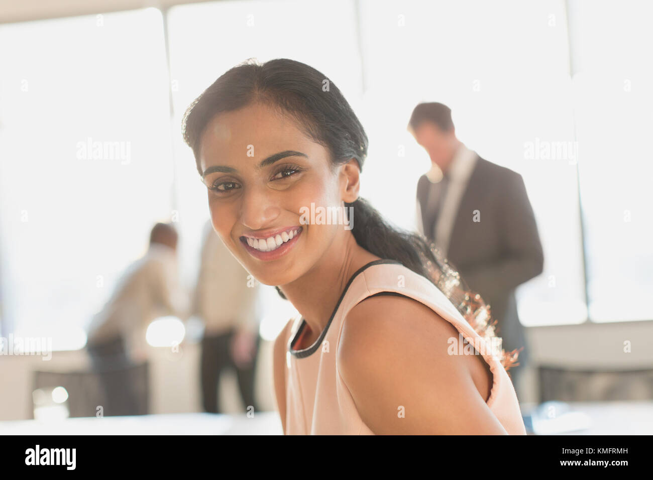 Portrait of smiling, confident businesswoman Banque D'Images