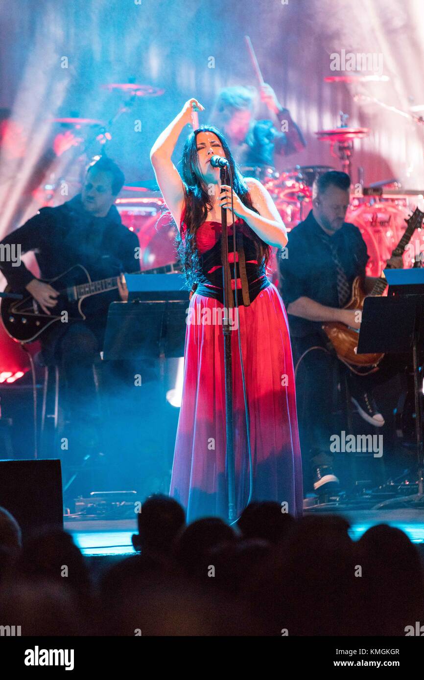 Madison, Wisconsin, USA. 6e dec 2017. Amy Lee d'Evanescence au Orpheum Theatre de Madison, Wisconsin crédit : daniel deslover/zuma/Alamy fil live news Banque D'Images