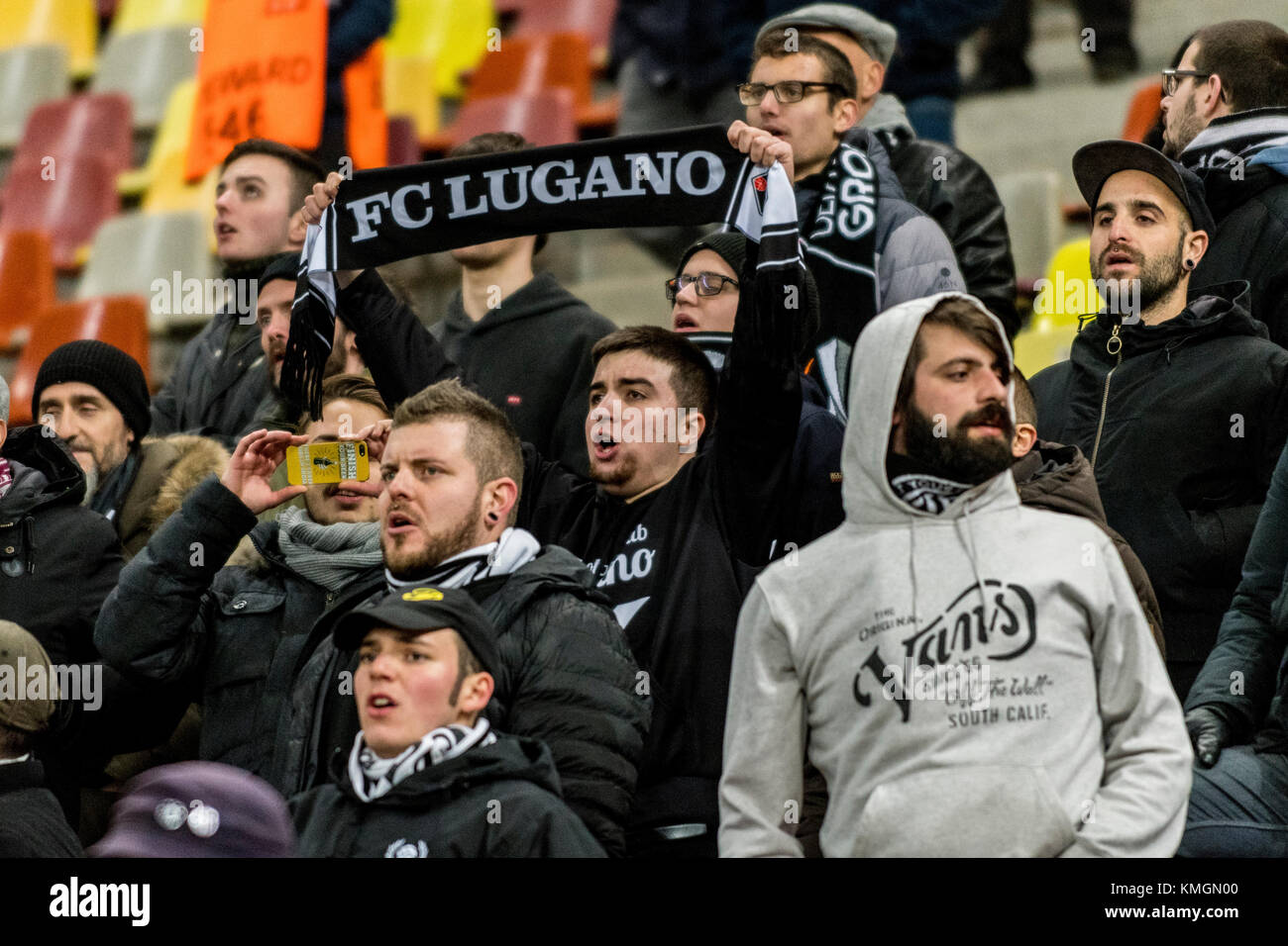 8 décembre 2017 : fc lugano fans au cours de l'UEFA Europa League 2017-2018, phase de groupe, groupe g match entre fcsb Bucarest (ROU) et fc lugano (CHE) au stade national, Bucarest, Roumanie rou. foto : Cronos/catalin soare Banque D'Images