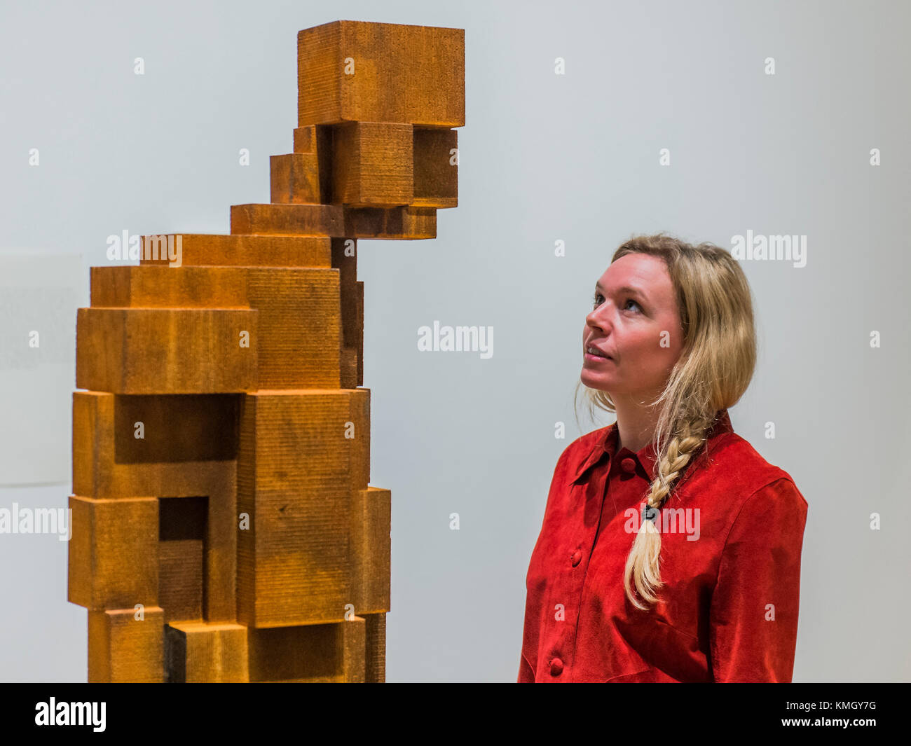 Londres, Royaume-Uni. 07Th Dec, 2017. Regard III par Antony Gormley - à partir de la vie une nouvelle exposition à l'Académie Royale des Arts du Canada. Il fonctionne à partir du 11 décembre 2017 - 11 mars 2018. Crédit : Guy Bell/Alamy Live News Banque D'Images