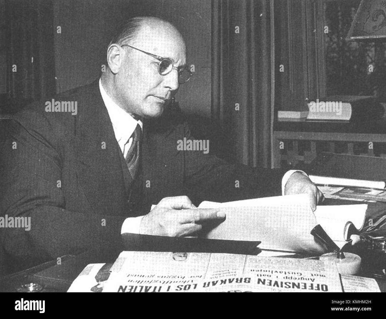 Torsten Kreuger était une figure notable, potentiellement dans les domaines des affaires ou de la politique, connue pour ses contributions dans son domaine respectif. Plus de contexte est nécessaire pour fournir plus de détails sur son impact. Banque D'Images