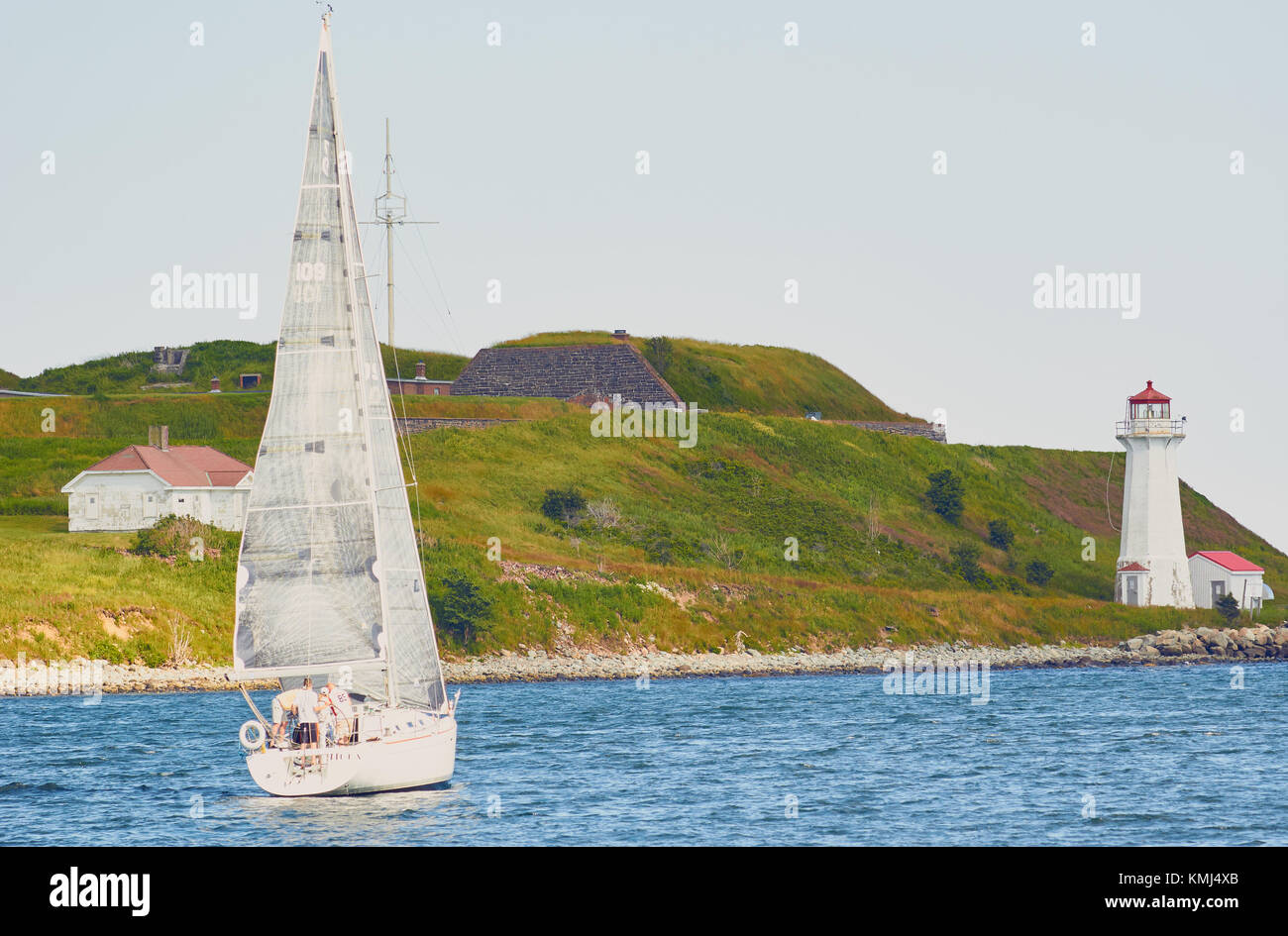 Location dans l'océan Atlantique avec Georges Island Lighthouse (1917), Halifax, Nouvelle-Écosse, Canada Banque D'Images