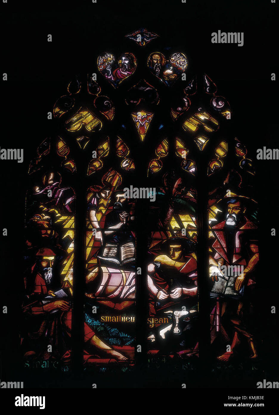 Marcel Poncet est un artiste français renommé pour son travail de vitraux, dont des œuvres à Lausanne, en Suisse, où son art a contribué au paysage culturel et artistique de la ville. Banque D'Images