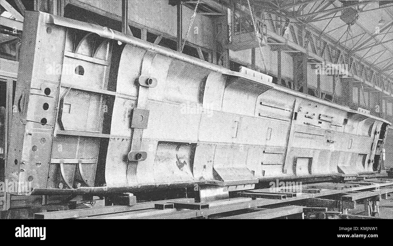 Le Leichtstahlwagen Wagenboden est un type de wagon léger en acier utilisé en Allemagne pour le transport de marchandises et de passagers. Connue pour sa durabilité et son efficacité de conception, elle a joué un rôle dans le développement ferroviaire européen. Banque D'Images