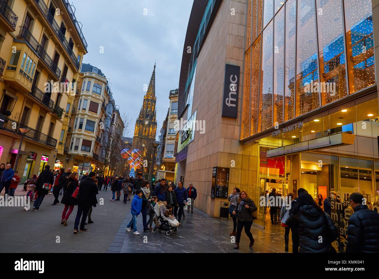 San sebastian spain shopping Banque de photographies et d'images à haute  résolution - Alamy